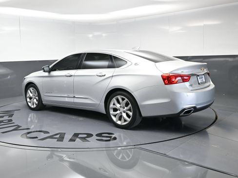 Used 2019 Chevrolet Impala Premier FWD image 7