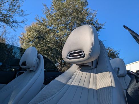 Certified 2025 Mercedes-Benz CLE 53 AMG 4MATIC Cabriolet image 4