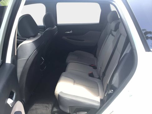 Used 2020 Hyundai Santa Fe SE FWD image 8