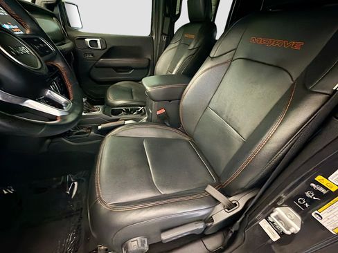 Used 2022 Jeep Gladiator Mojave w/ LED Lighting Group AWD/4WD image 11