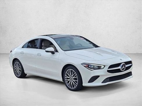 Used 2023 Mercedes-Benz CLA 250 image 3