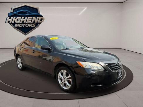 Used 2009 Toyota Camry LE FWD image 8