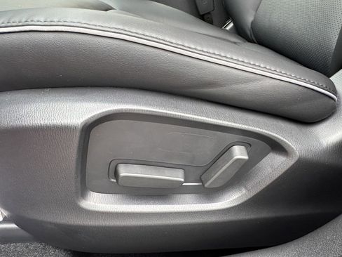 Used 2025 MAZDA CX-5 AWD 2.5 S w/ Select Package image 16