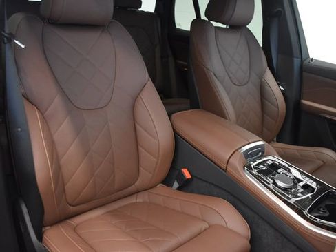Used 2026 BMW X5 xDrive40i AWD/4WD image 6