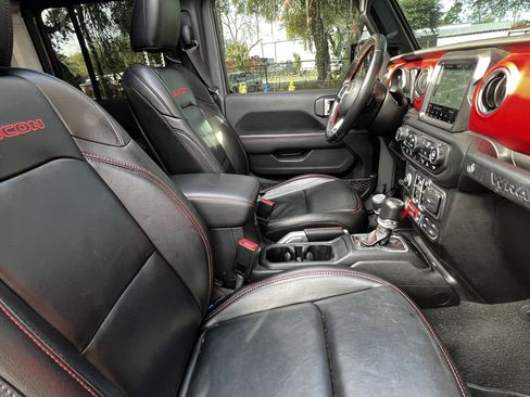 Used 2021 Jeep Wrangler Unlimited Rubicon image 45