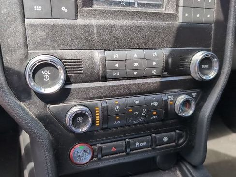 Used 2019 Ford Mustang GT RWD image 17