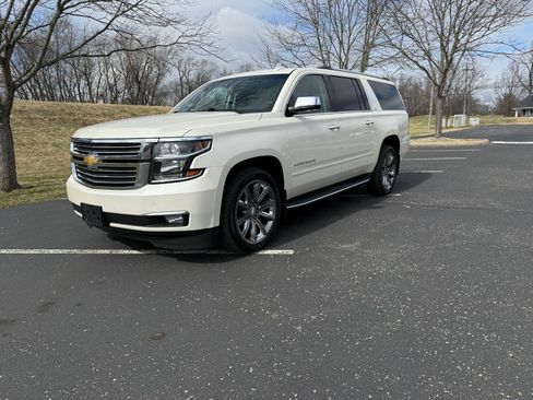 Used 2015 Chevrolet Suburban LTZ image 21