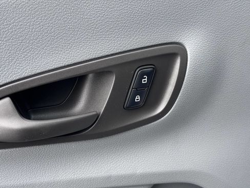 Used 2017 Ford Transit 150 XLT image 24