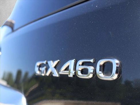 Used 2023 Lexus GX 460 Premium w/ Premium Package AWD/4WD image 30
