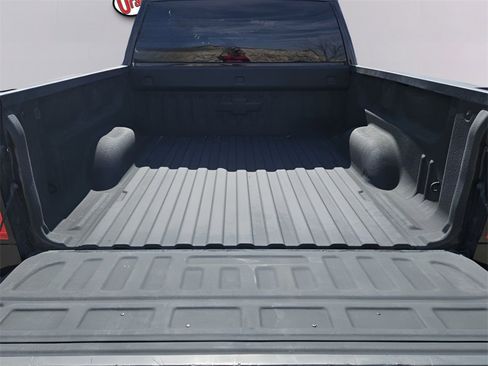 Used 2018 Chevrolet Silverado 1500 LT w/ Texas Edition image 18