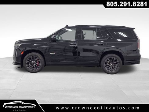 Used 2024 Cadillac Escalade V w/ LPO, ONYX Package AWD/4WD image 6