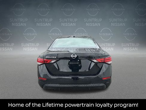 Certified 2025 Nissan Sentra SV w/ Trunk Package image 4