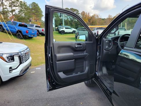 New 2026 GMC Sierra 1500 Pro image 13