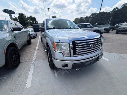 Used 2011 Ford F150 XLT w/ XLT Chrome Pkg AWD/4WD image 8