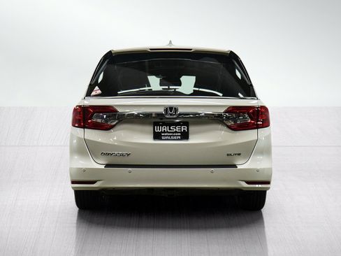 Used 2018 Honda Odyssey Elite image 4