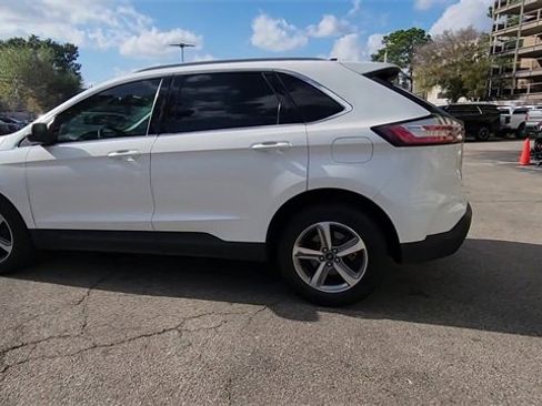 Used 2021 Ford Edge SEL w/ Convenience Package image 6