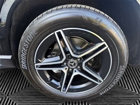 Used 2025 Mercedes-Benz GLE 450e GLE 450e image 35