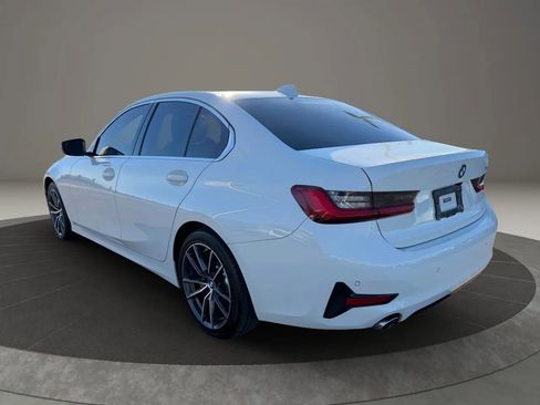 Used 2020 BMW 330i Sedan w/ Premium Package image 4