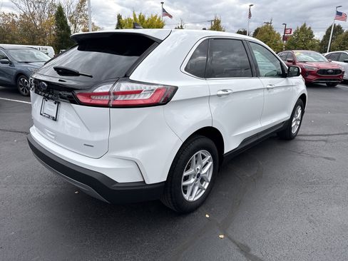 Used 2022 Ford Edge SEL image 8