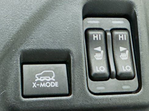 Used 2023 Subaru Crosstrek 2.0i Premium AWD/4WD image 23