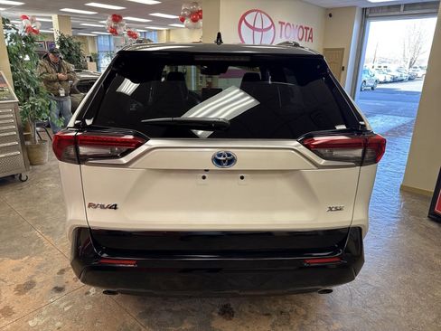 Used 2021 Toyota RAV4 XSE image 10