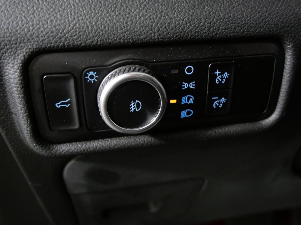 Used 2023 Ford Explorer ST w/ Equipment Group 401A AWD/4WD image 17