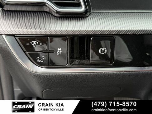 Certified 2025 Kia Sportage SX image 13