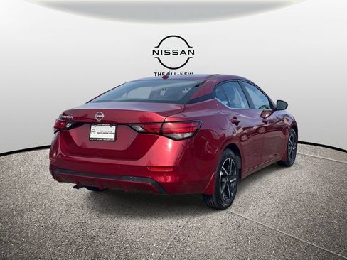 Used 2025 Nissan Sentra SV w/ All-Weather Package FWD image 5
