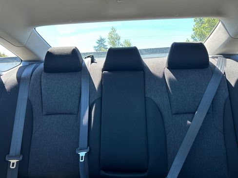 Used 2024 Honda Accord LX image 11