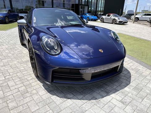 Used 2026 Porsche 911 Carrera T RWD image 8
