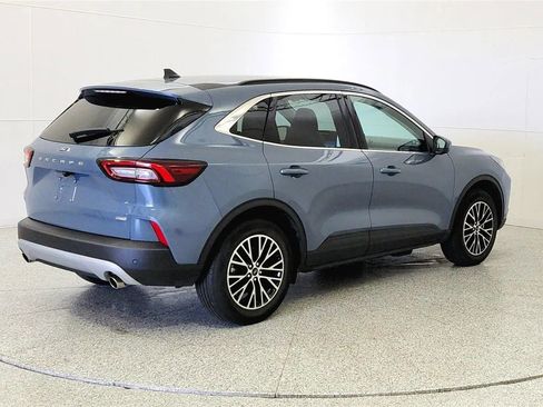Used 2025 Ford Escape SE FWD image 7