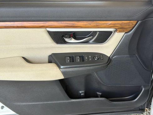 Used 2022 Honda CR-V EX image 3
