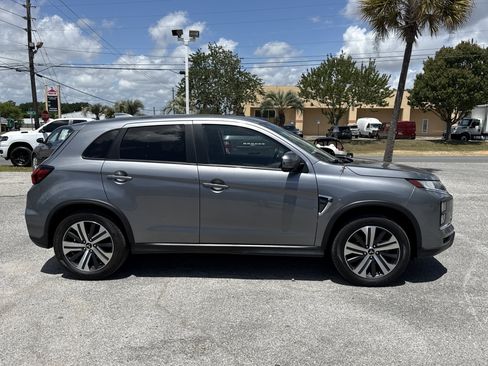 Used 2022 Mitsubishi Outlander Sport SE AWD/4WD image 2