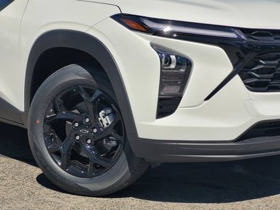 New 2026 Chevrolet Trax LT w/ Driver Confidence Package