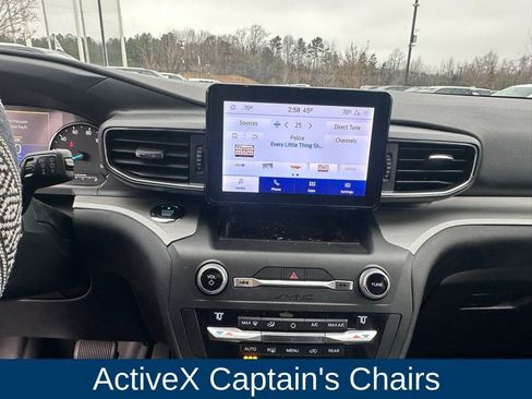 Used 2020 Ford Explorer XLT w/ Equipment Group 202A image 15