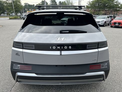 New 2025 Hyundai Ioniq 5 SEL image 6