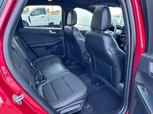 Used 2024 Ford Escape ST-Line w/ Tech Pack #1 AWD/4WD image 13