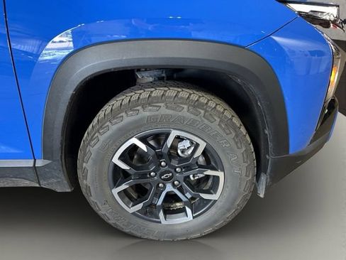 Used 2025 Chevrolet Equinox ACTIV w/ Safety and Technology Package AWD/4WD image 25