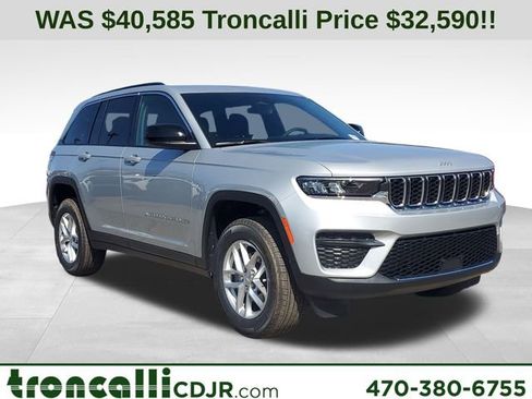 New 2026 Jeep Grand Cherokee Laredo image 1