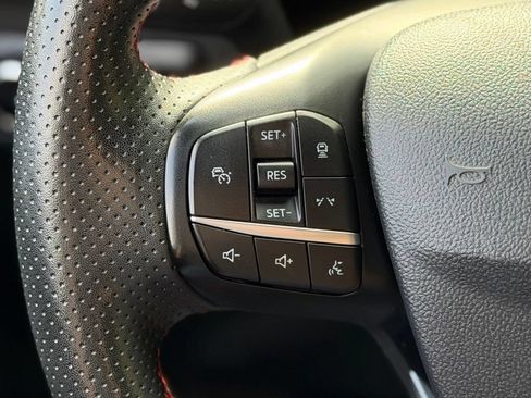 Used 2023 Ford Escape ST-Line Select w/ Tech Pack #1 AWD/4WD image 8
