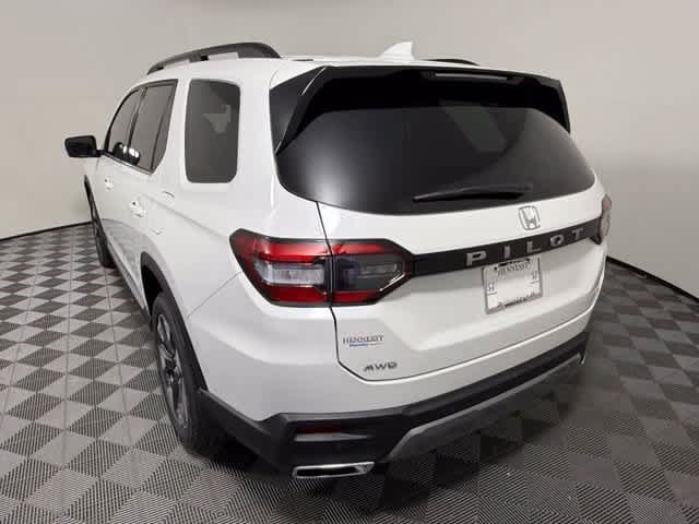 New 2026 Honda Pilot Elite image 4