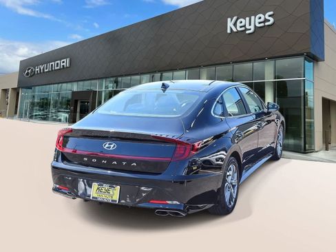 Certified 2022 Hyundai Sonata SEL w/ Convenience Package FWD image 4