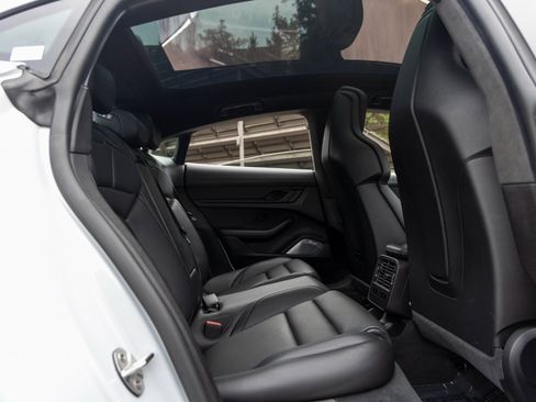 Certified 2022 Porsche Taycan Turbo image 47