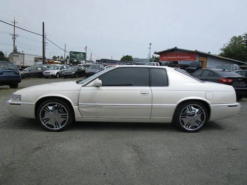 Used 1996 Cadillac Eldorado image 2