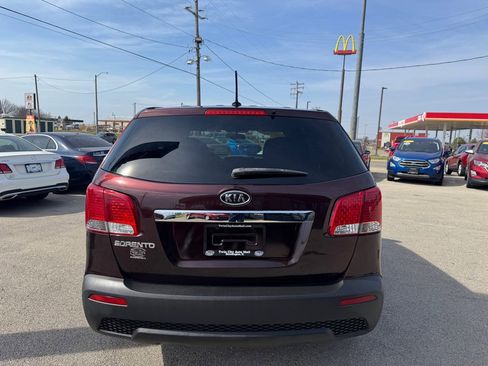 Used 2013 Kia Sorento LX image 6