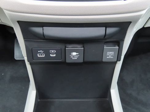 New 2026 Honda Odyssey Touring image 25