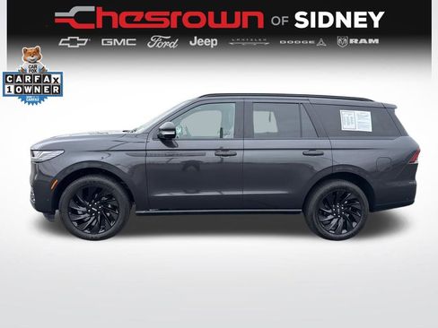 Used 2025 Lincoln Navigator Reserve w/ Jet Appearance Package AWD/4WD image 2