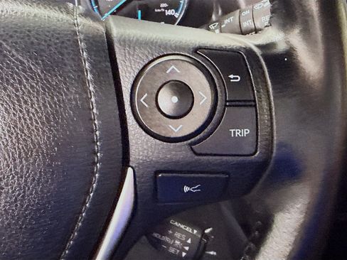 Used 2018 Toyota RAV4 SE w/ Advanced Technology Package AWD/4WD image 15