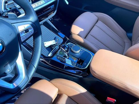 Used 2024 BMW X3 sDrive30i w/ Convenience Package image 17