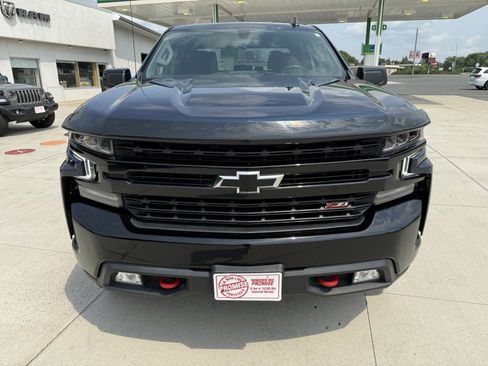 Used 2021 Chevrolet Silverado 1500 LT Trail Boss w/ Bed Protection Package AWD/4WD image 3